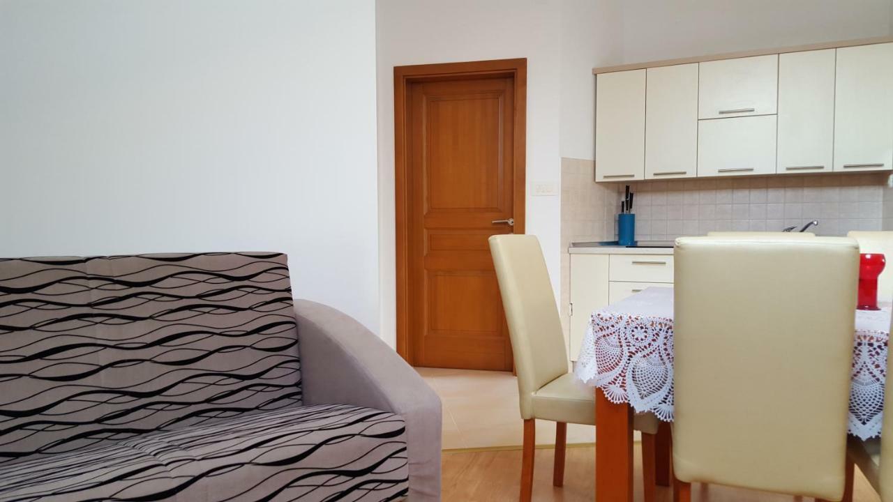 Apartmani Vela Draga Pag Стара-Новаля Экстерьер фото